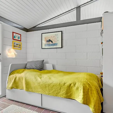 2 Bedroom Lovely In * Liseleje