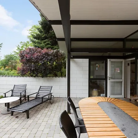 2 Bedroom Lovely In Liseleje